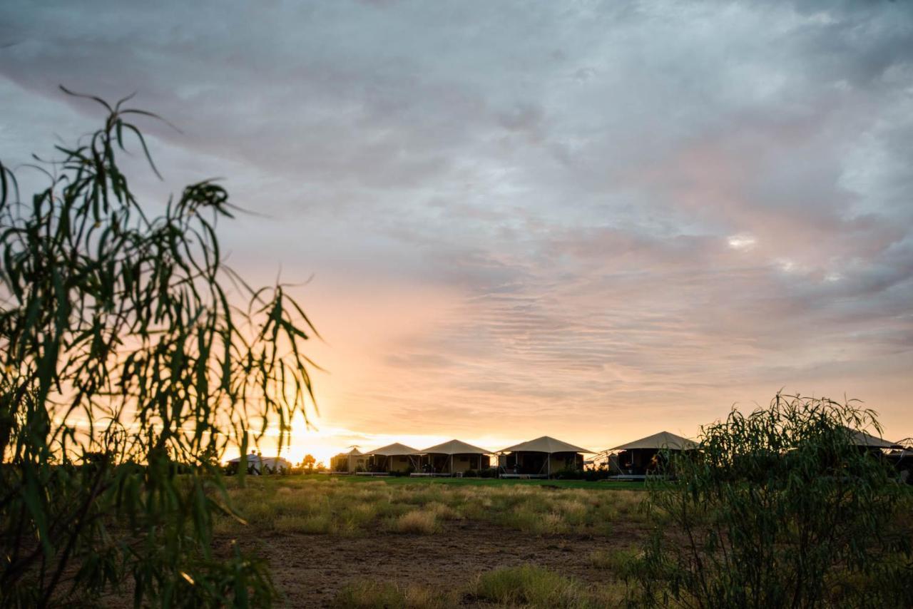 Mitchell Grass Retreat Hotel Longreach Exterior photo
